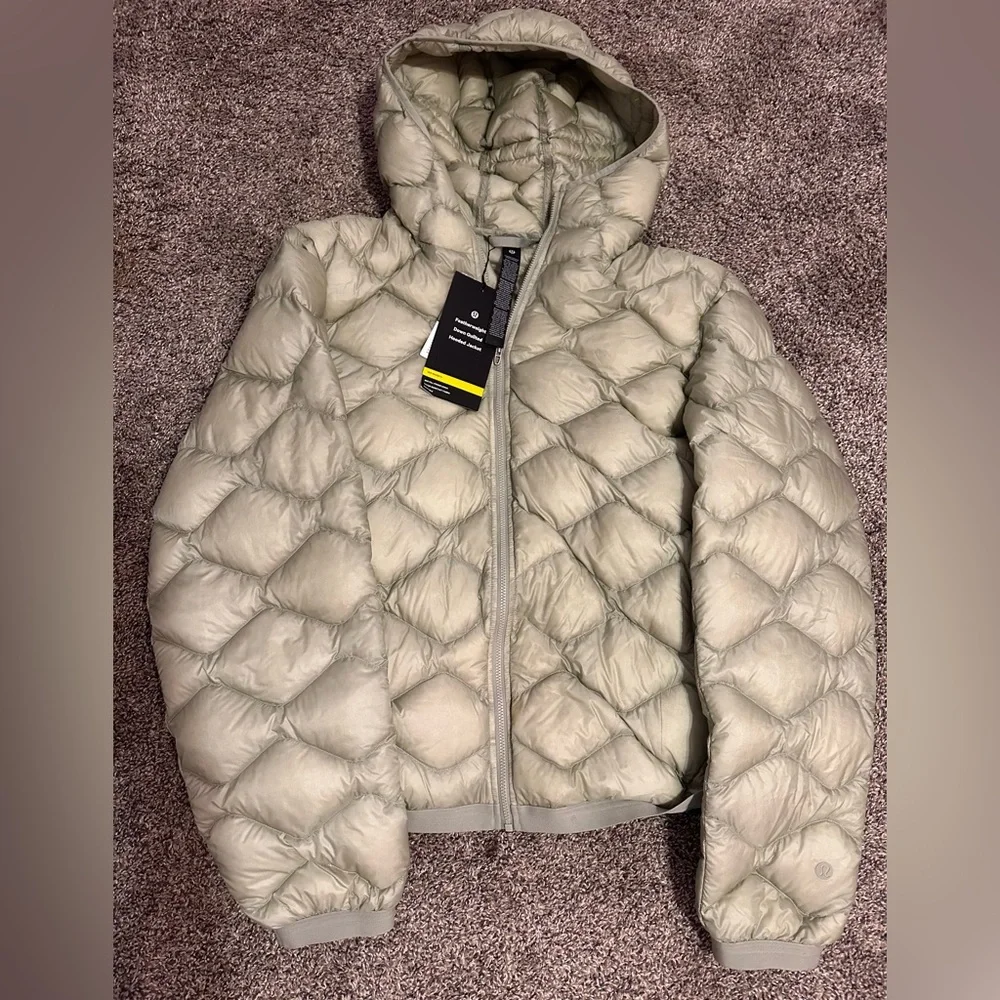 Lululemon Sage Green Featherweight Down Quilted Hooded Puffer Jacket - Picture 2 of 6